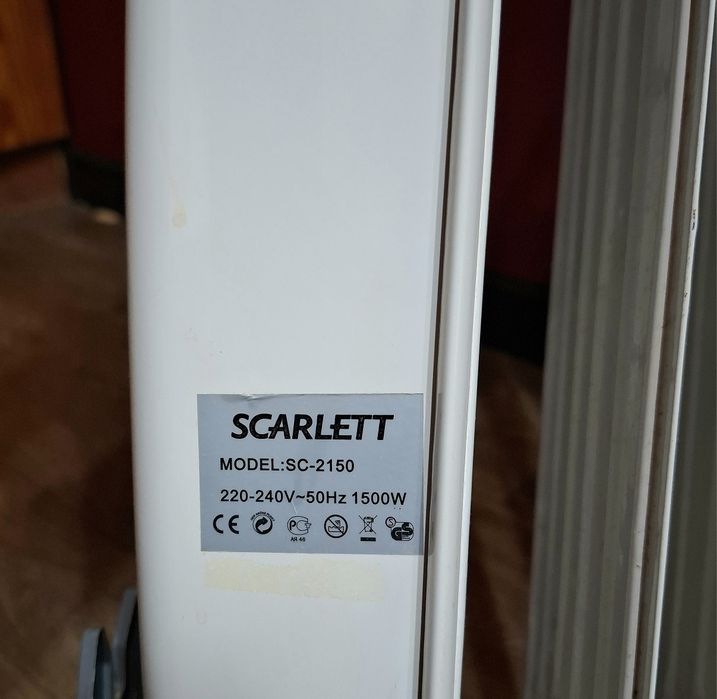 Масляный обогреватель Scarlett 2150