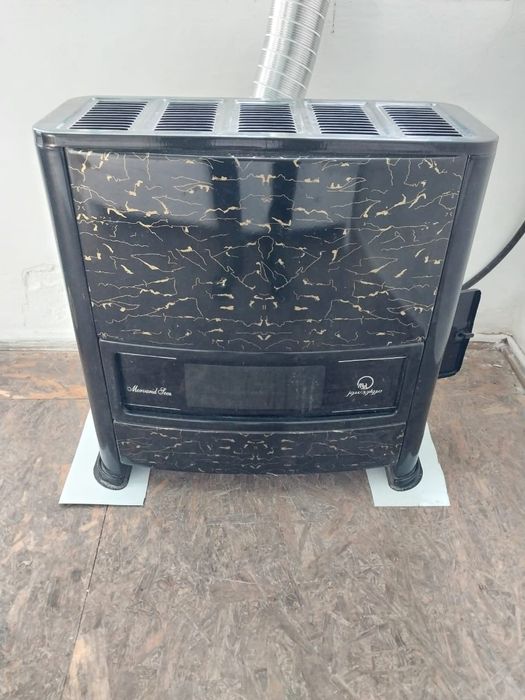 Продам камин почти новый