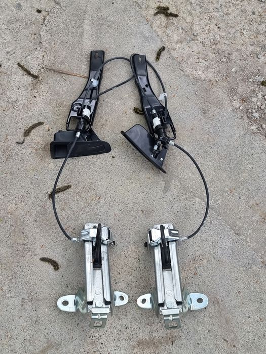 Обшивка богажника на Subaru Outback BS