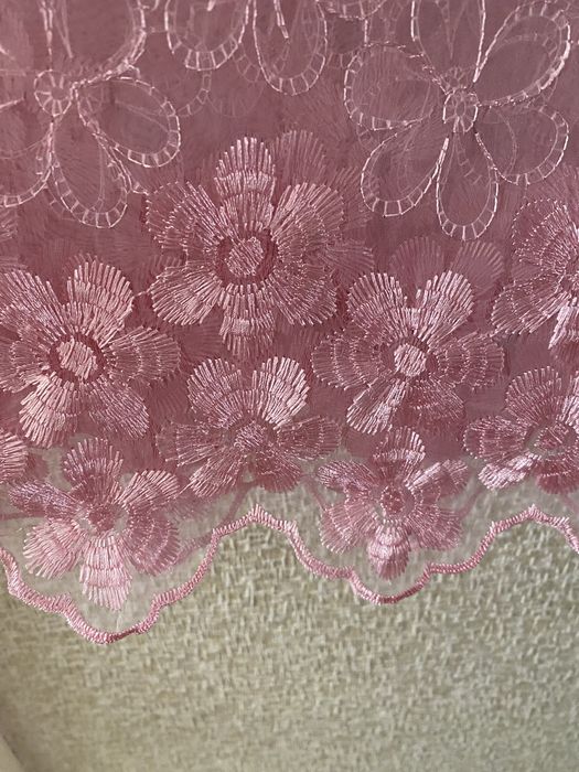 Тюль розовая, красивая