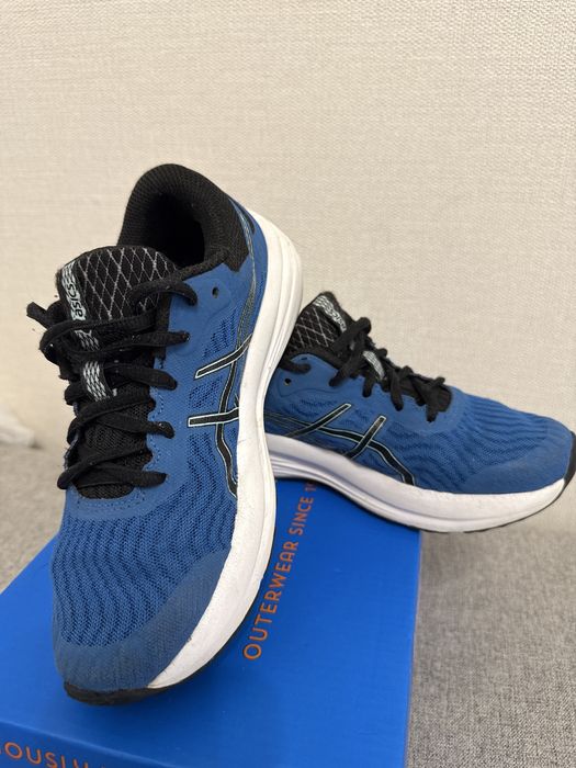 Кроссовки детские Asics