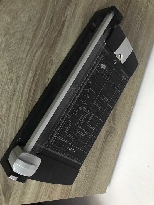 Trimmerul multifunctional TM 20