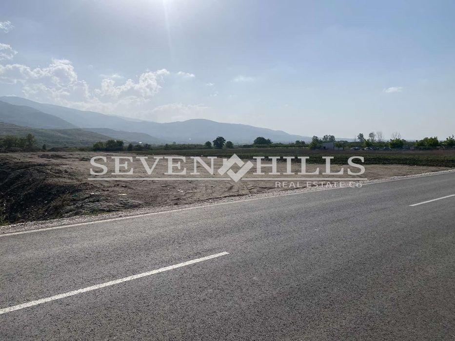 Дава се под наем Парцел в Асеновград - 2707 кв.м за 867 € - Снимка #1