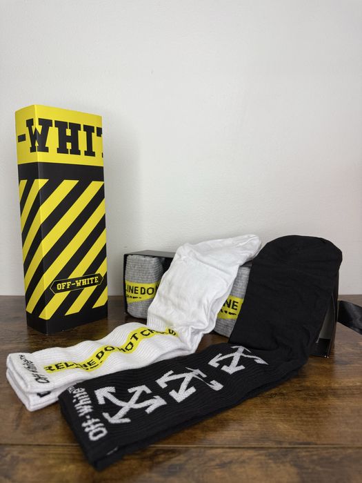 Set 6 perechi sosete OFF WHITE calitate deosebita cadoul perfect