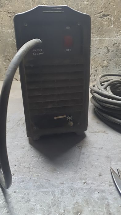 Продам сварочный аппарат аргинал  рубин 350ампер