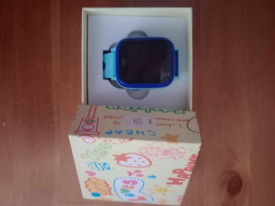 Ceas smartwatch pentru copii cu urmărire GPS