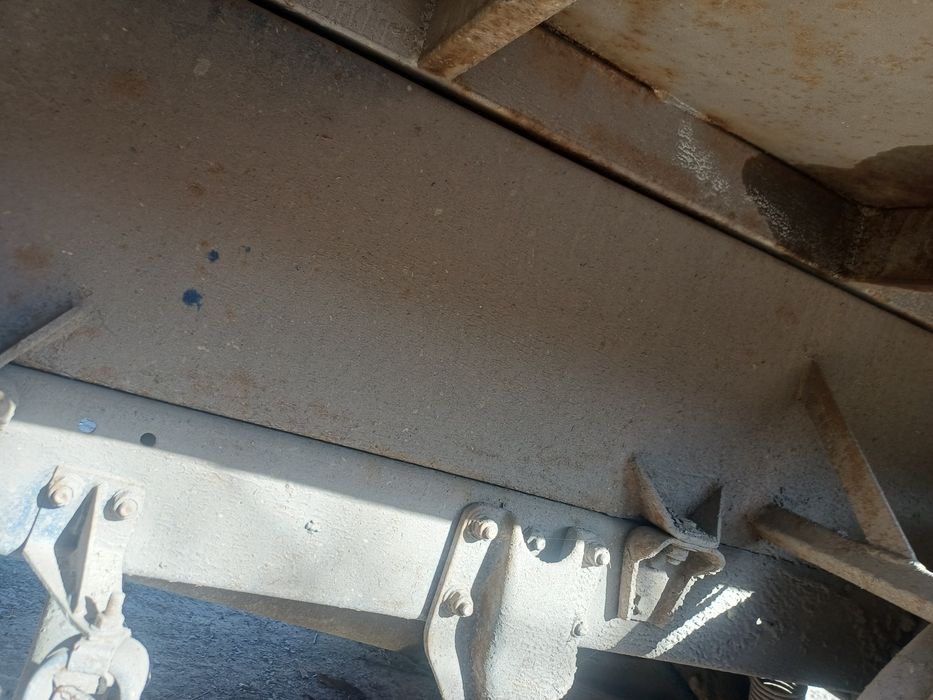 Nisan l35 basculabil