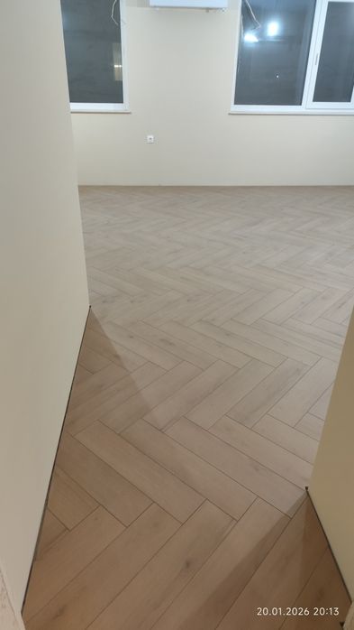 Ламинат (паркет), винил , первази