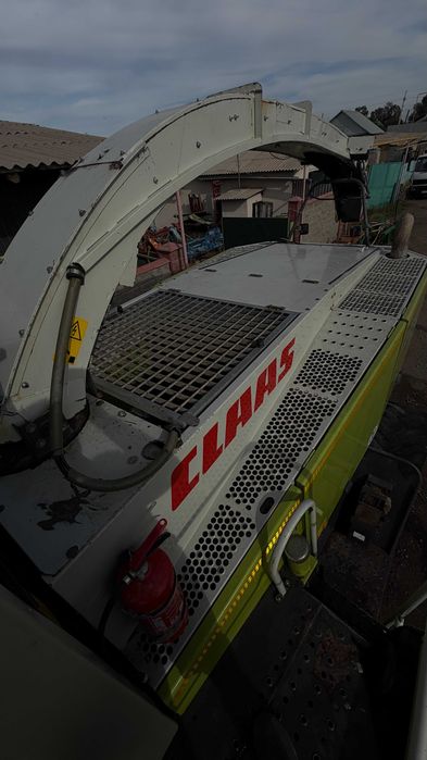 Силосный комбайн CLAAS JAGUAR 870