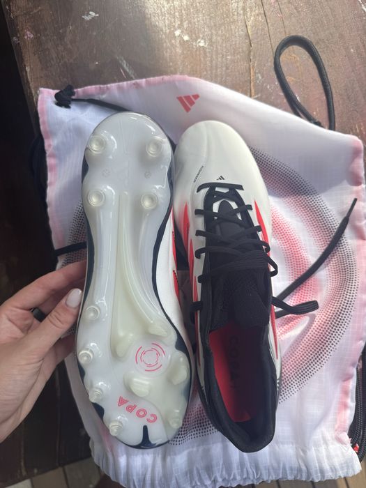 Ghete de fotball adidas nou noute cu saculet
