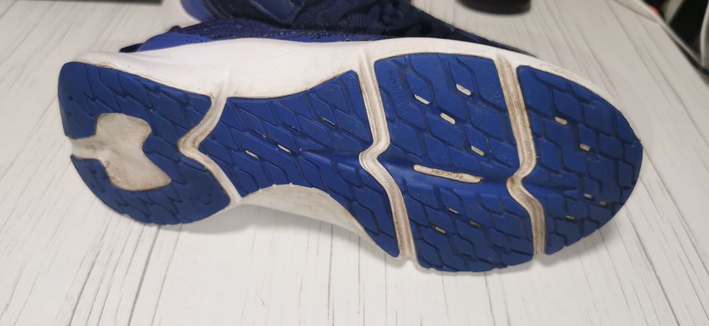 Adidasi Decathlon 21,5 cm