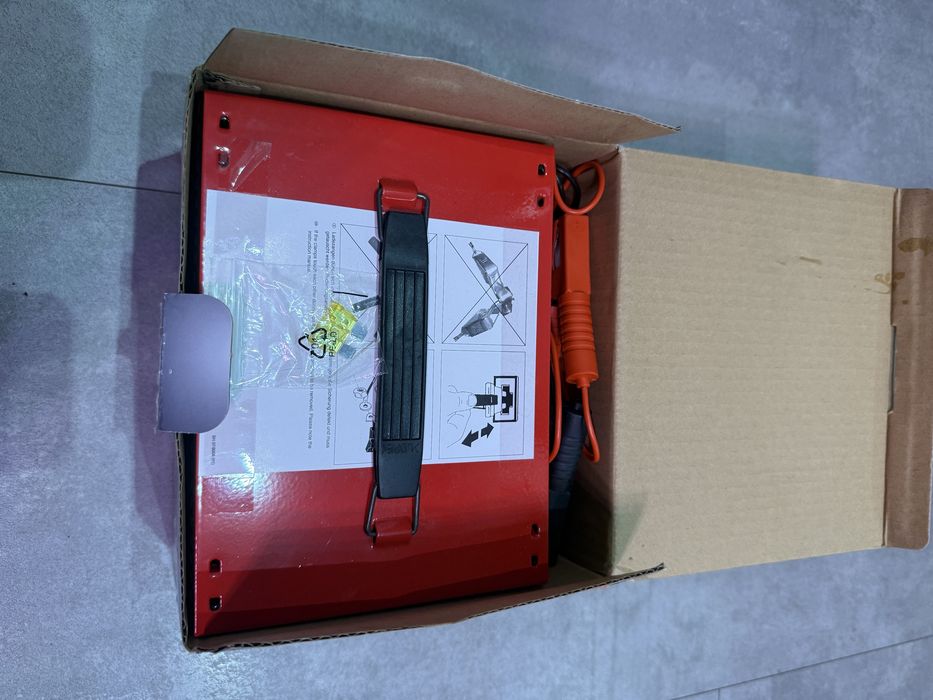 Зарядно за акумулатор 12V - ново