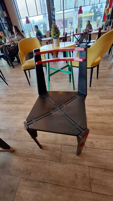 Продавам обзавеждане и оборудване за кафе