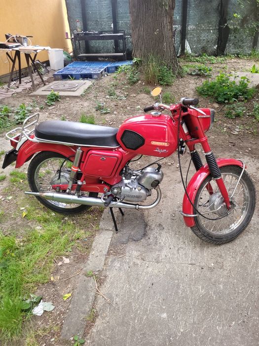 Motoreta Mobra 50S