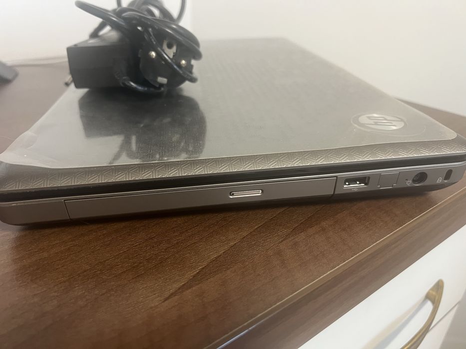Laptop HP G62, SSD 240 GB, Windows 10, încărcător original
