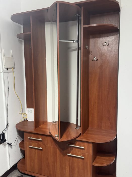 Шкаф в прихожую