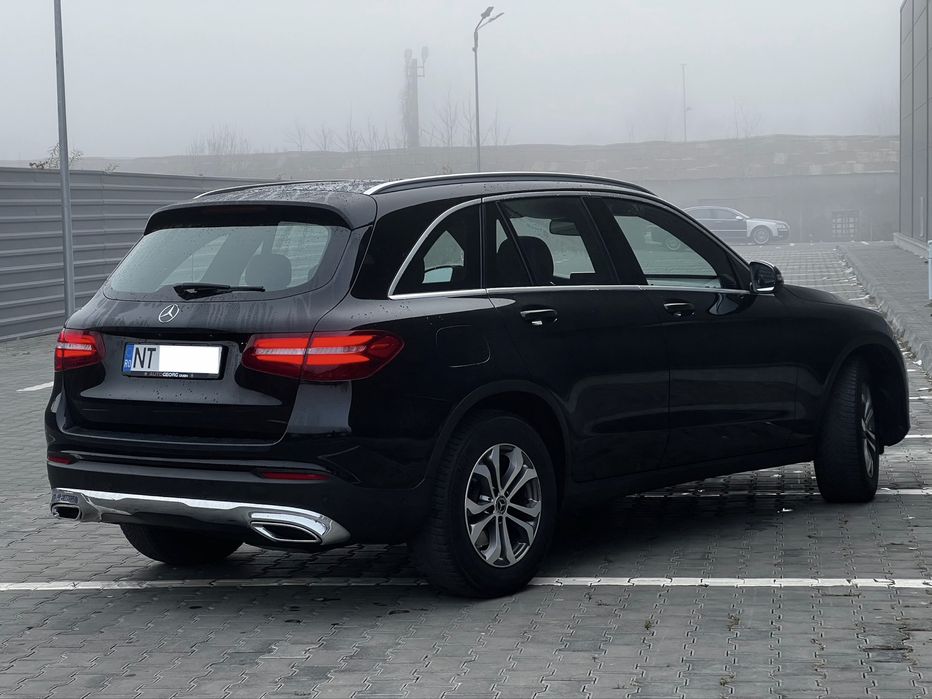 Mercedes-Benz Glc 250d 4Matic / led / panoramic