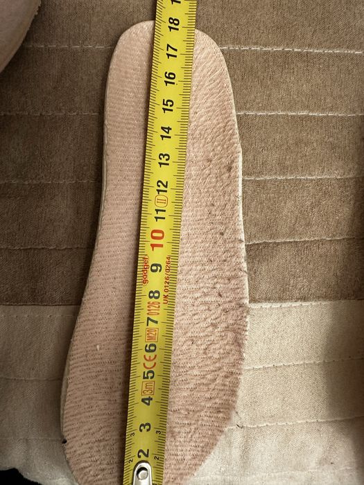 Детски пантофи 26 и 29 номер