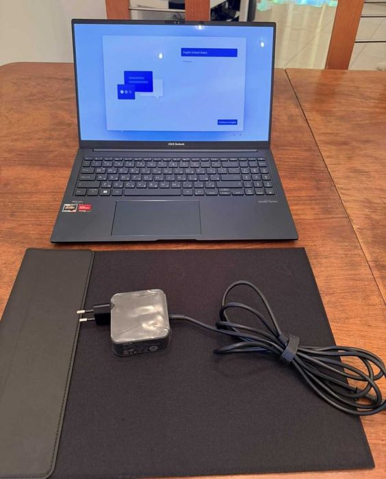 ASUS Zenbook 15 OLED UM3504D • Ryzen 5 • Като нов