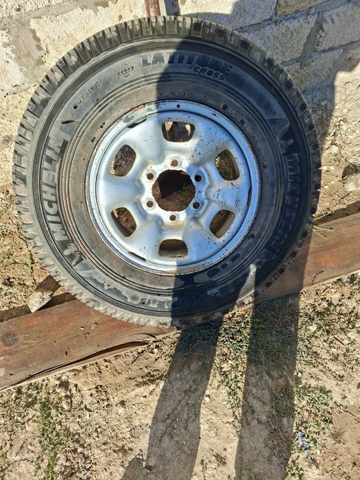 Продается ковры в хорошем состоянии