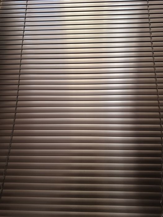 Вътрешни алуминиеви щори