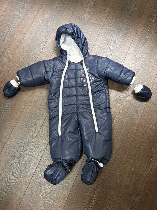 Чисто нов бебешки космонавт