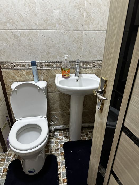 Срочно айропорт мост олдида уй сотилади нархи келишамиз