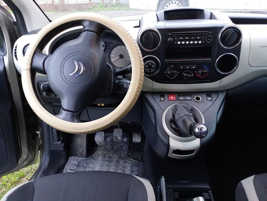 Vând Citroen Berlingo