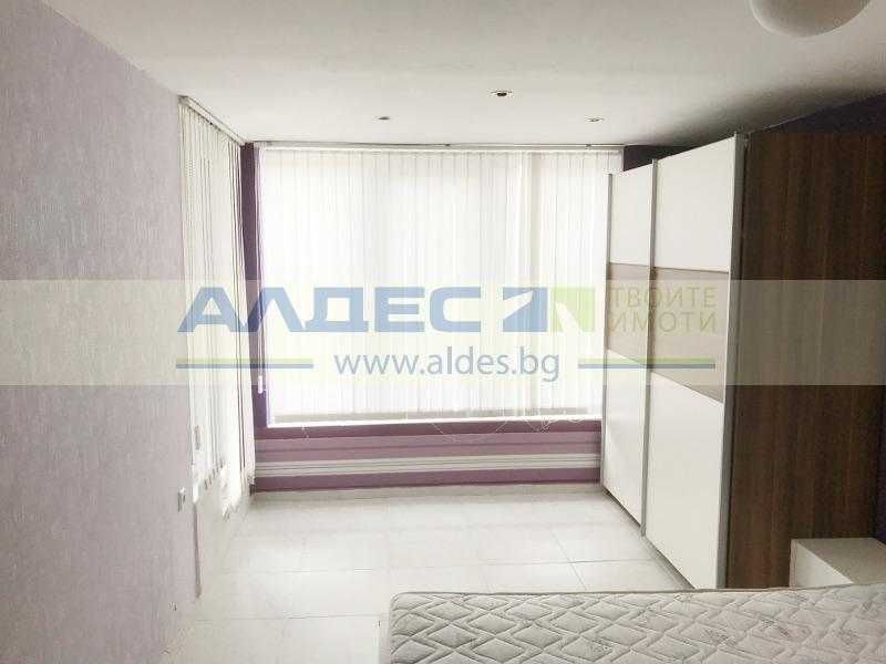 Дава се под наем Тристаен апартамент в София, Зона Б-19 - 101 кв.м за 648.21 € - Снимка #3
