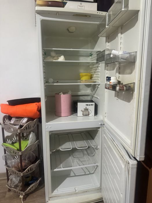 Холодильник продается не в рабочем состояние