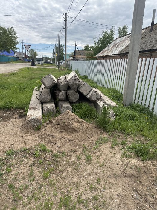 Фундаметные блоки