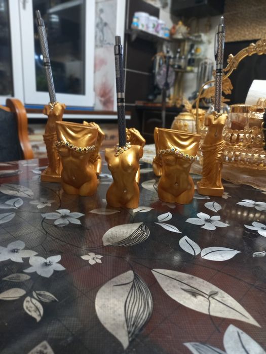 Подарки родным,друзьям.