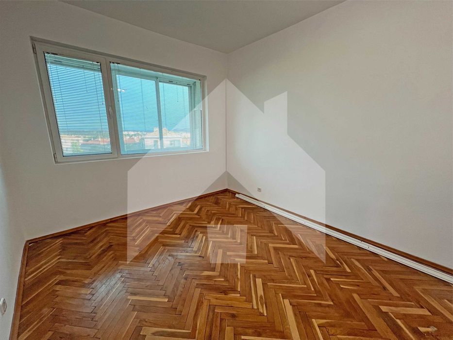 Продава се Двустаен апартамент в Нови пазар - 60 кв.м за 935 €/кв.м - Снимка #10