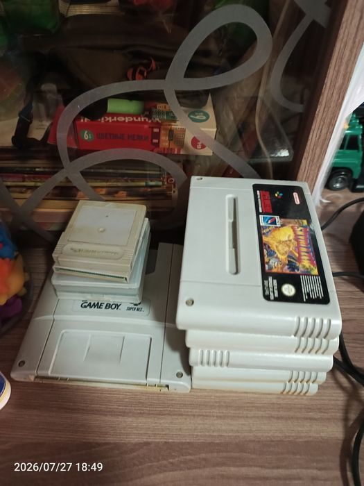 Игровая приставка Super Nintendo
