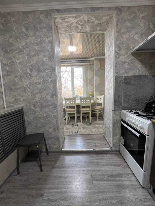 Аренда 2/4/4 Буюк Ипак Йули (бывш. Максим Горький)