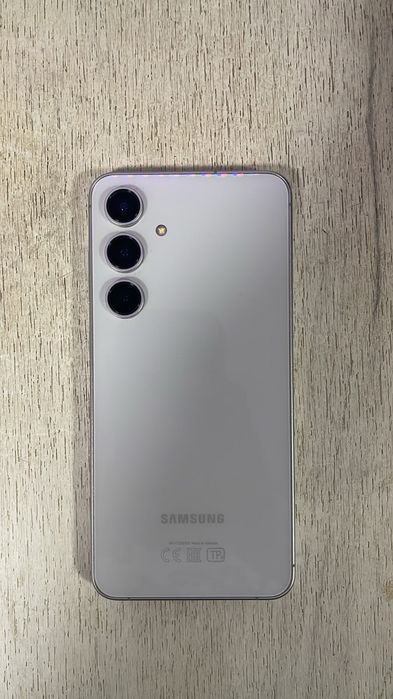Samsung s24 fe..