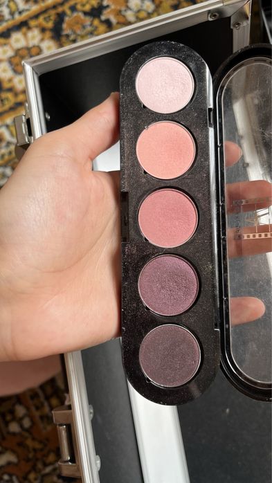 Палетка теней Makeup atelier