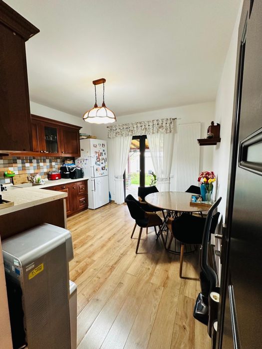 Casa de inchiriat Dragomiresti Deal