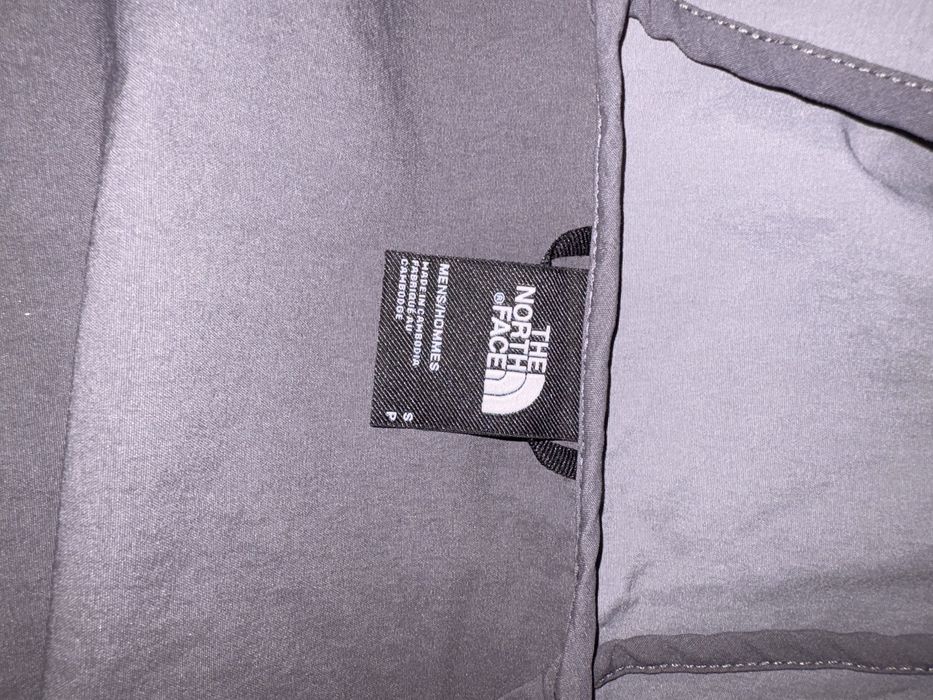 The North Face ветровка