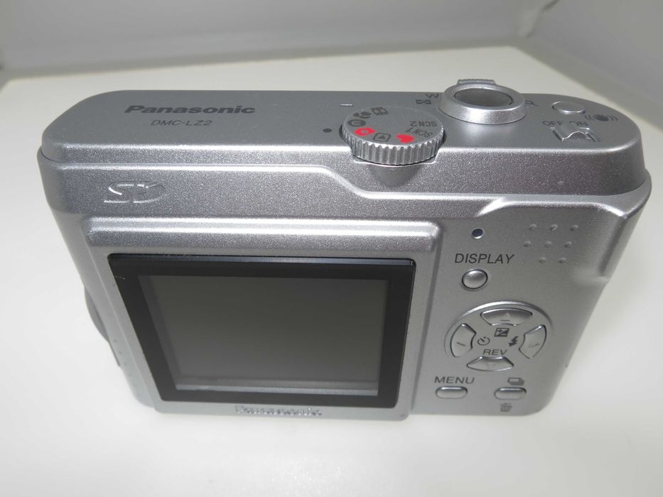 Panasonic Lumix DMC LZ2 компактен фотоапарат цифрова камера като нов
