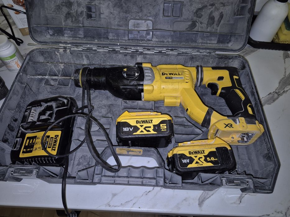 Комплект dewalt за всичко 500 евро