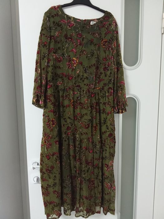 Платья новые и б/у 46-48 размер