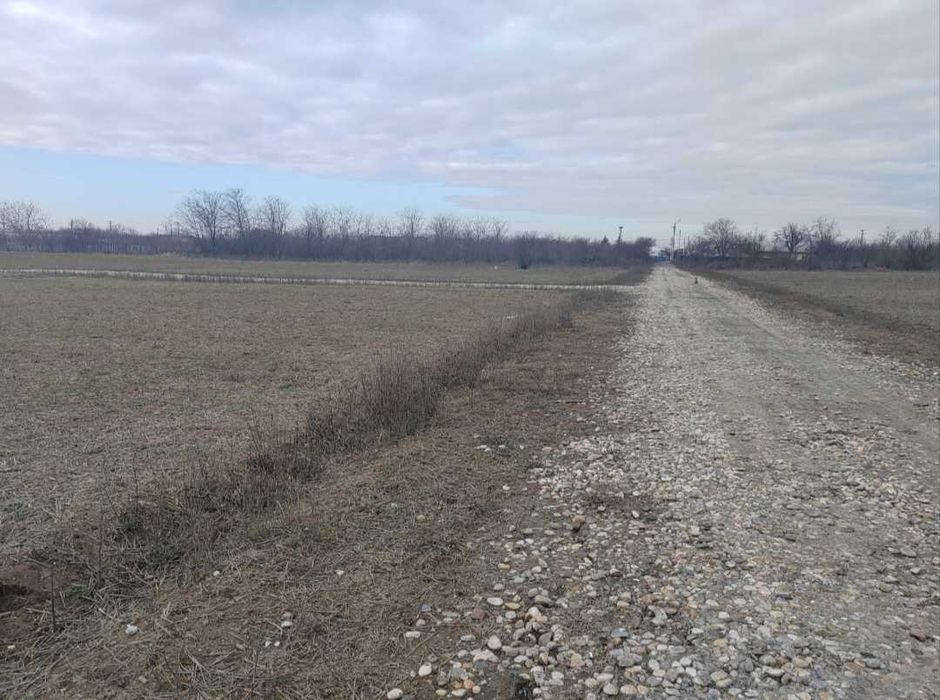 Teren de vânzare intravilan