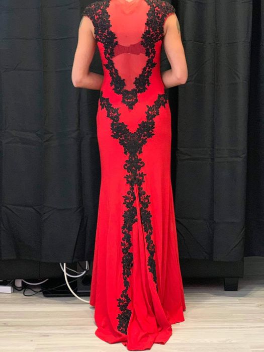 Дълга рокля за бал