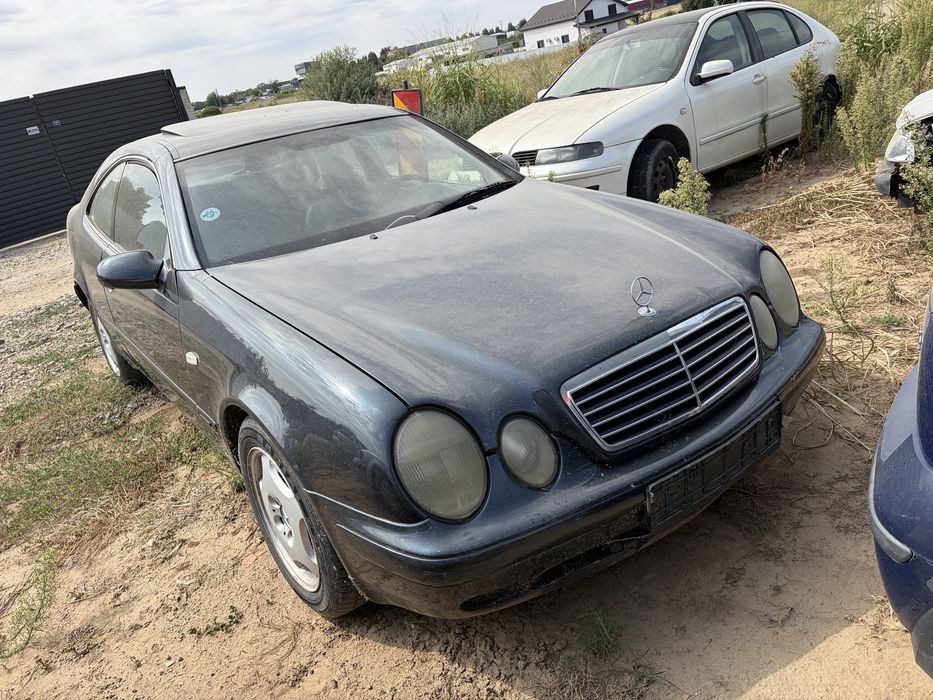 Dezmembrez mercedes clk 320 kompresor