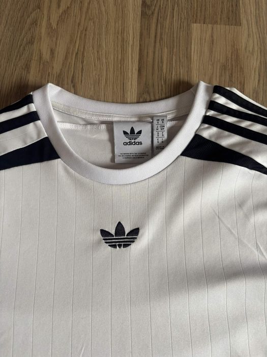 Тениска adidas M размер