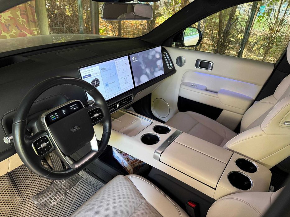 Li Auto L9 MAX — отличное состояние