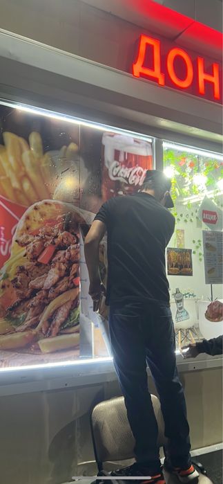 Помещение под бизнес в центре(донер и т д )