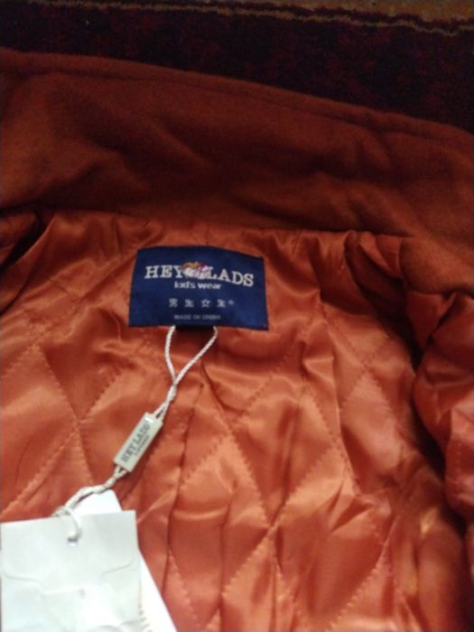 Продам пальто на мальчика 11 лет