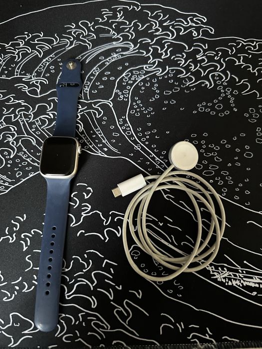 Apple watch series 8 (41мм)